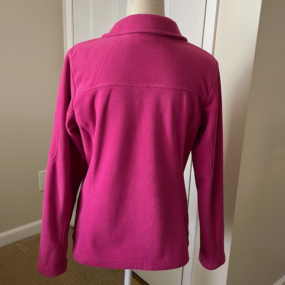 Columbia Women’s zip front fleece jacket. - Picture 7 of 12